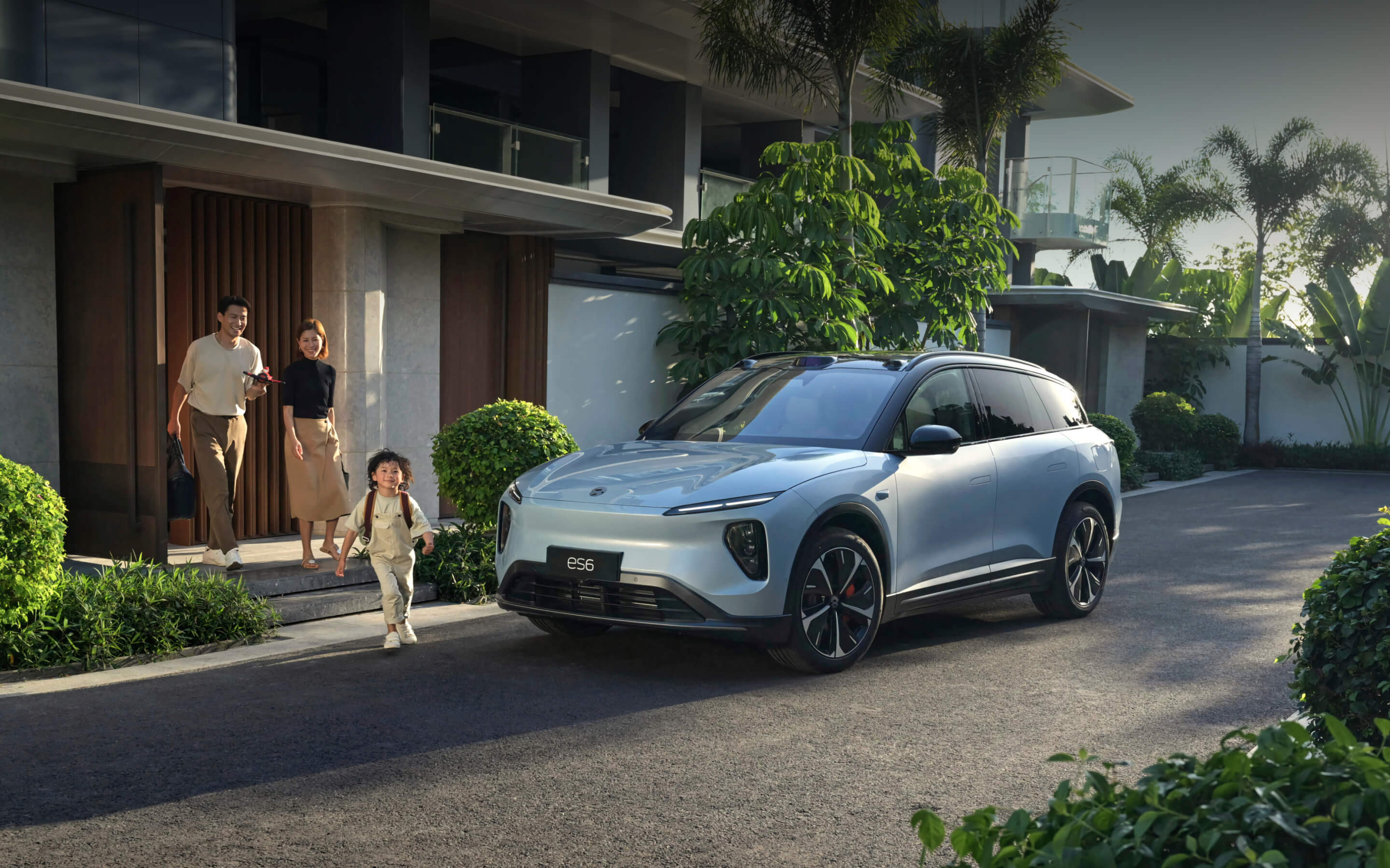 A smart electric all-round SUV A smart electric all-round SUV