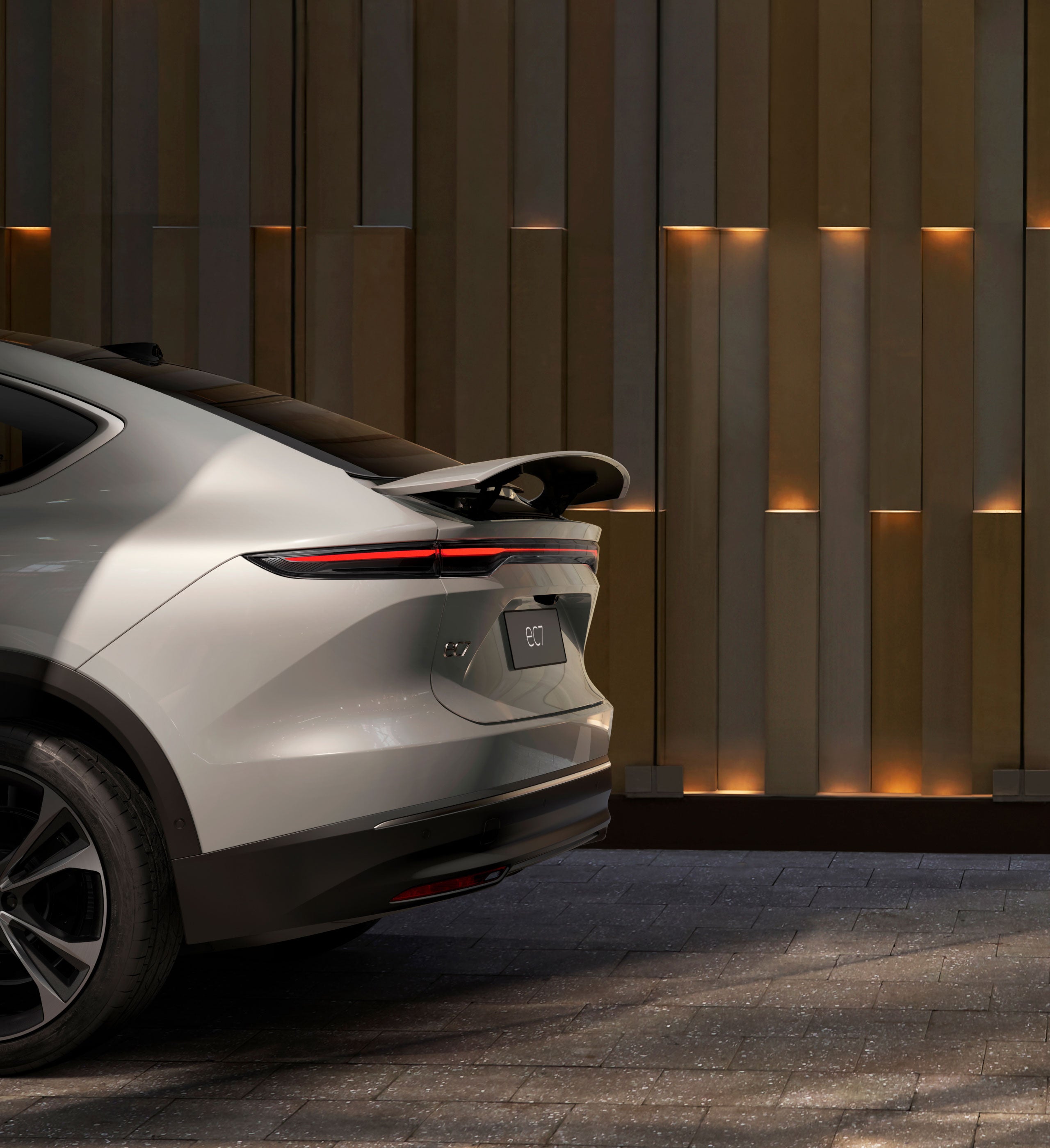 SiC power module further optimizes the EC7's energy use. With NIO's chargeable, swappable, and upgradable battery, and the full-fledged charging and swapping network, the car is free of range anxiety. SiC power module further optimizes the EC7's energy use. With NIO's chargeable, swappable, and upgradable battery, and the full-fledged charging and swapping network, the car is free of range anxiety.