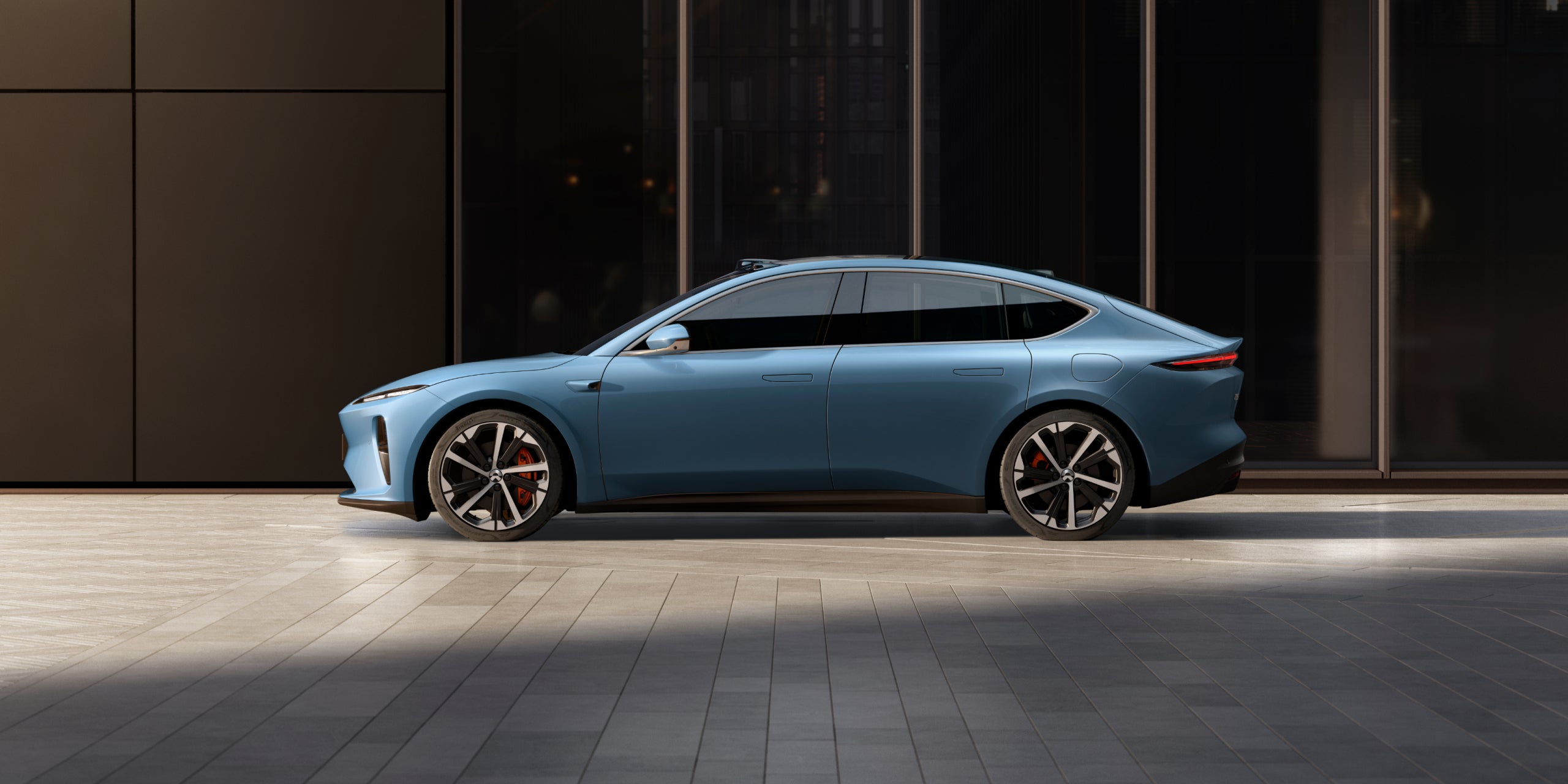 NIO ET5, a mid-size electric sedan, is a perfect blend of NIO's supercar DNA and technological aesthetics. NIO ET5, a mid-size electric sedan, is a perfect blend of NIO's supercar DNA and technological aesthetics.