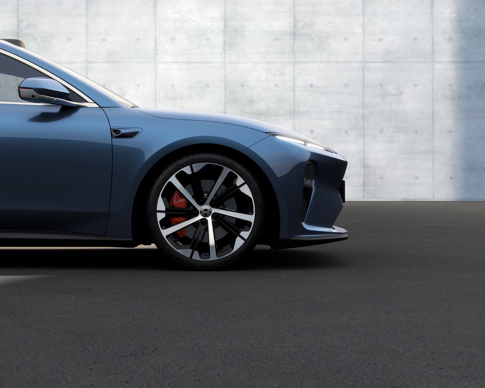 The progressive spoiler and shark nose give more angles to the fascia, slicing wind with every acceleration. The progressive spoiler and shark nose give more angles to the fascia, slicing wind with every acceleration.