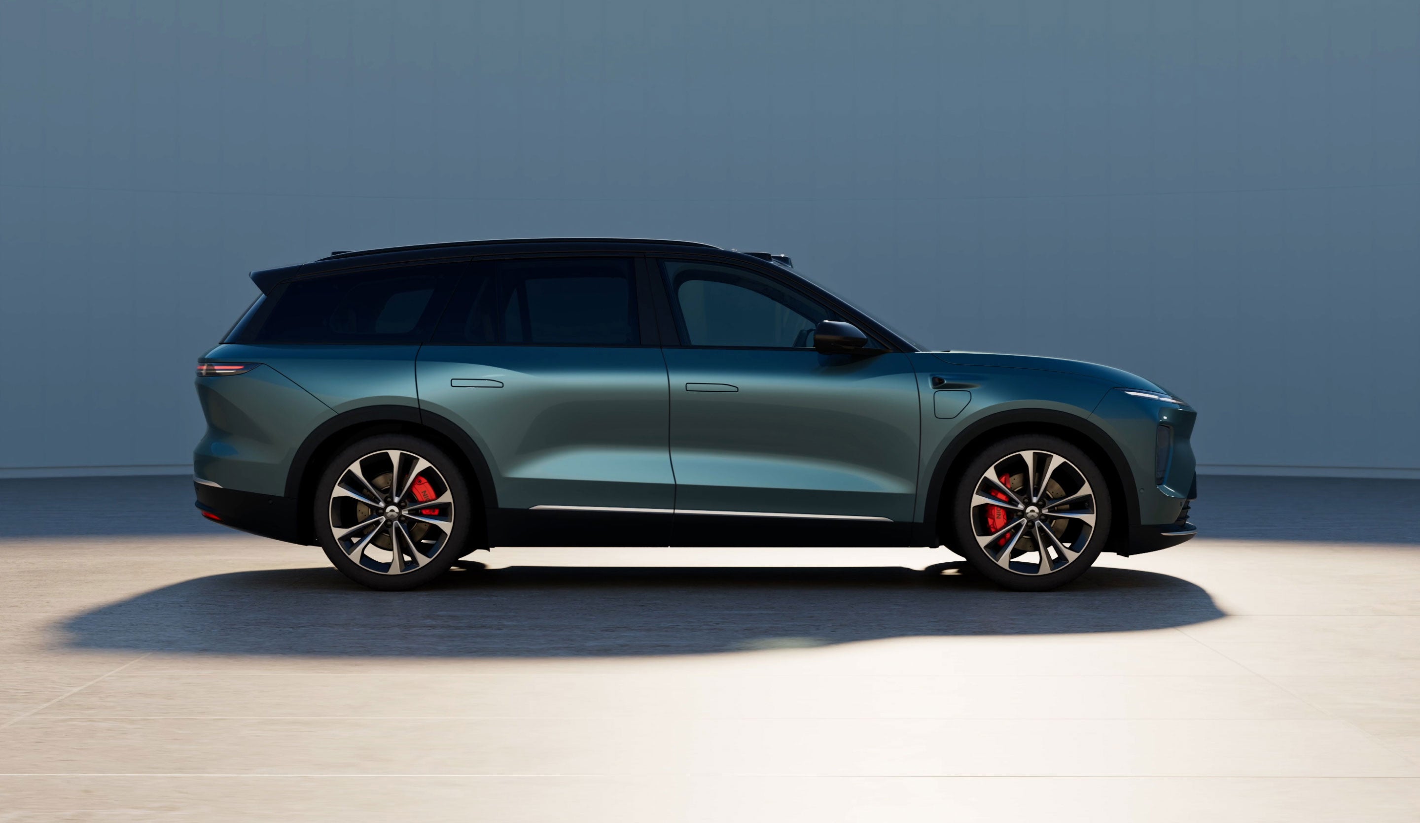 Flagship Premium SUV Flagship Premium SUV