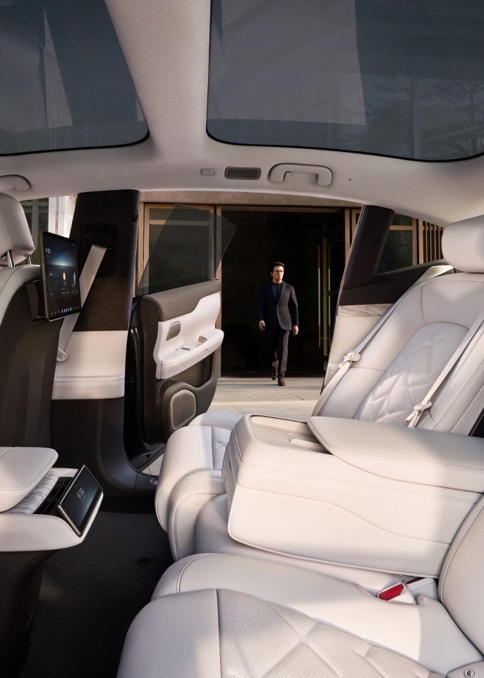 A Brand-New Business Class-Inspired Cabin, Offering A Comfortable Ride A Brand-New Business Class-Inspired Cabin, Offering A Comfortable Ride