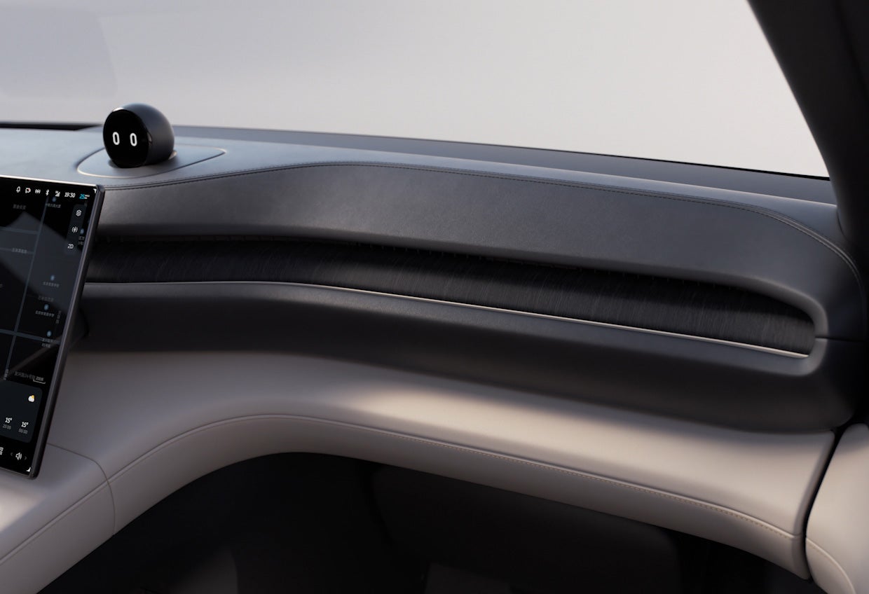 Invisible Smart Air Vents The air vents are integrated seamlessly to reduce visual clutter and create magical experiences. Invisible Smart Air Vents The air vents are integrated seamlessly to reduce visual clutter and create magical experiences.
