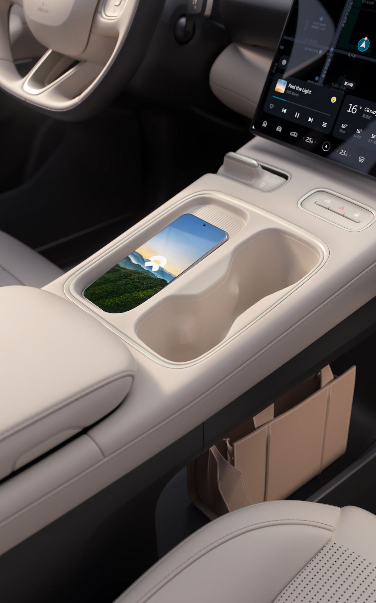 Wireless Charging The little conveniences matter when lived with everyday. Placed next to the driver, the 40W wireless charging pad will charge mobile devices during the journey. Wireless Charging The little conveniences matter when lived with everyday. Placed next to the driver, the 40W wireless charging pad will charge mobile devices during the journey.