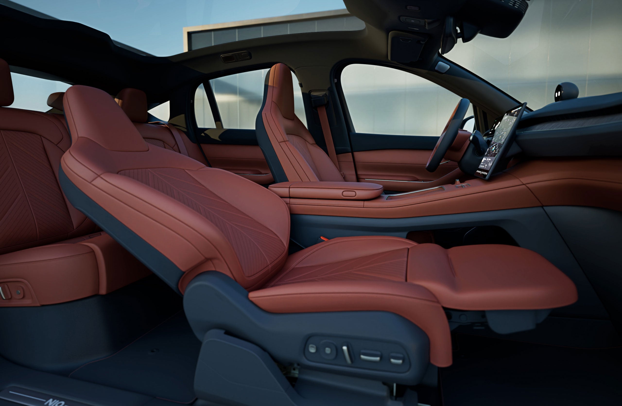 Sport Seat with Integral Headrest Sport Seat with Integral Headrest